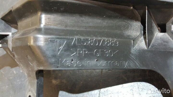 Кронштейн переднего бампера Porsche Cayenne 957