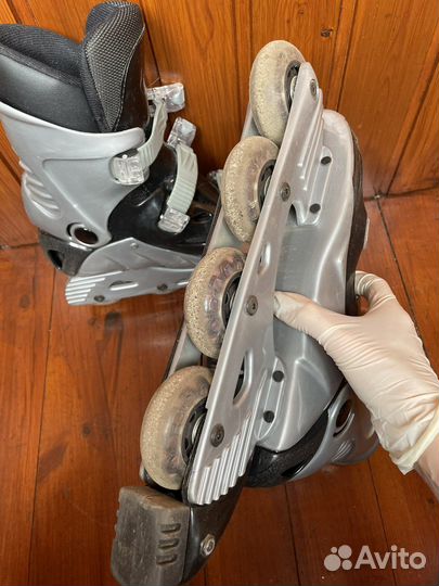 Роликовые коньки