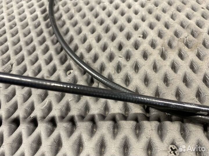 Трос капота Audi A4 B7 BFB 2006