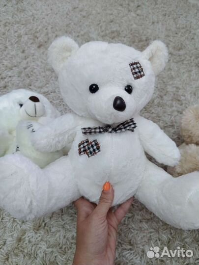Плюшевый медведь новый 24 см
