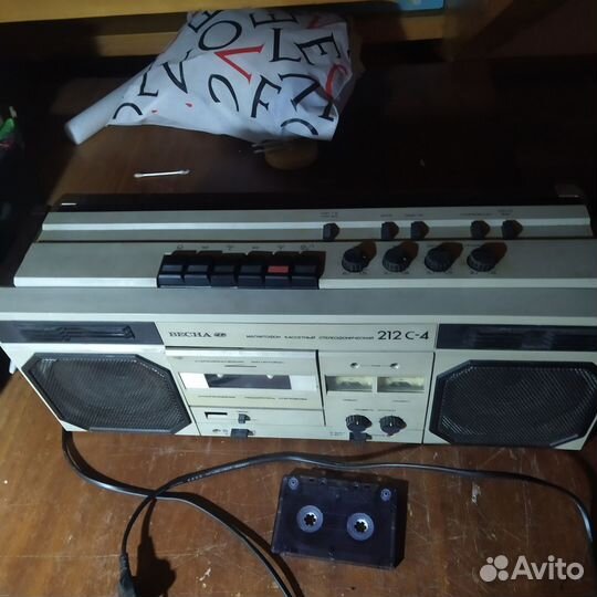 Магнитофон весна 212с 4 СССР
