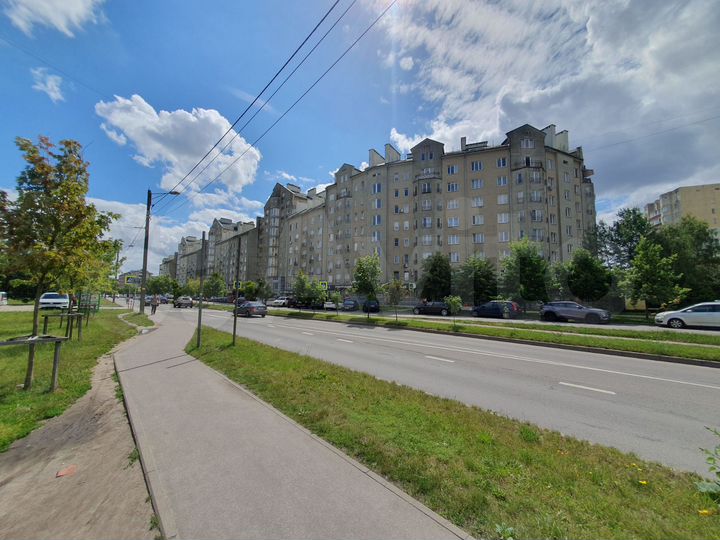 1-к. квартира, 55 м², 3/9 эт.