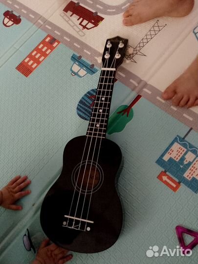 Гитара детская