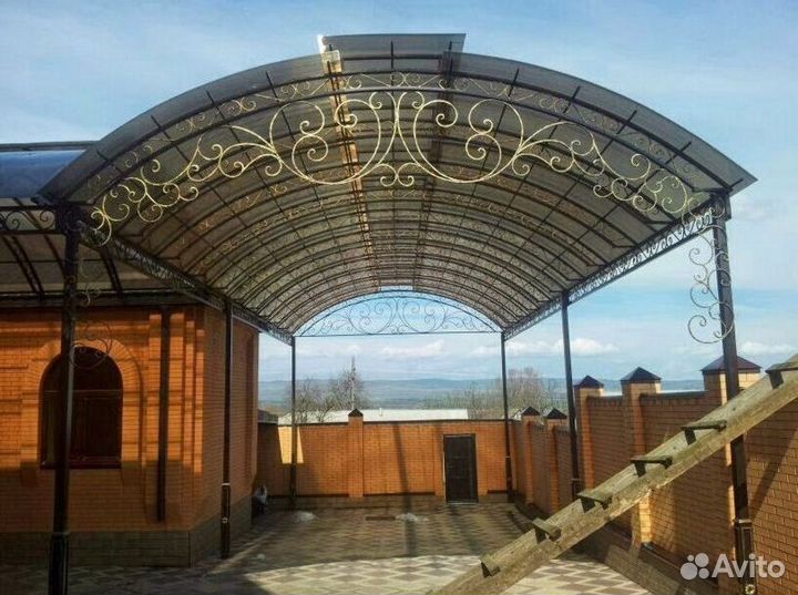 Кованые навесы из поликарбоната