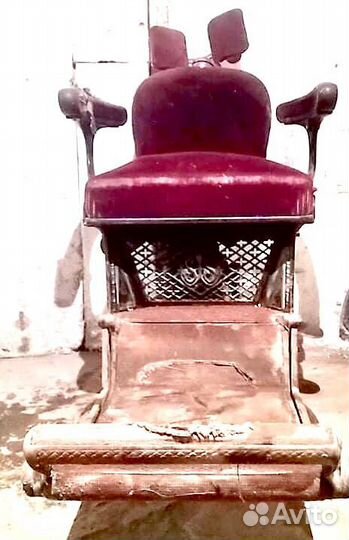 Стоматологическое кресло