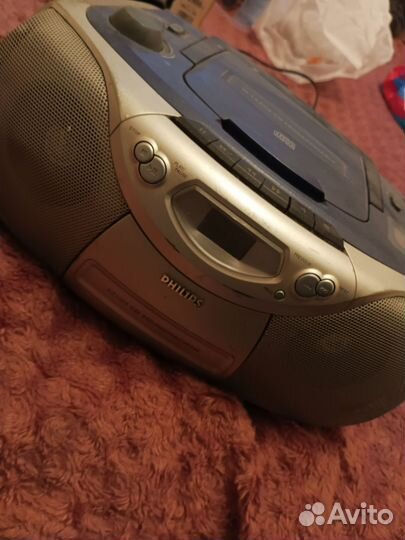 Бомбокс, магнитофон