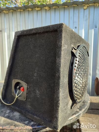 Автомобильный сабвуфер mystery