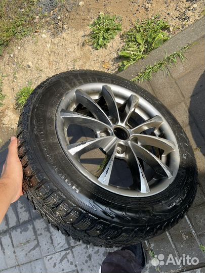 Продам шины с дисками