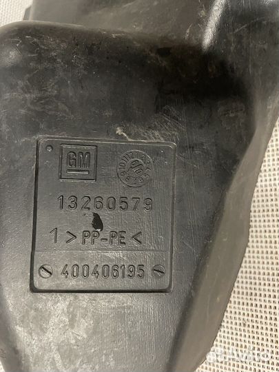 Бачок омывателя Chevrolet cruze 13260579