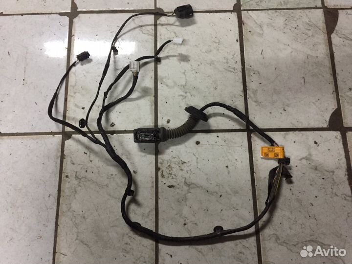 Проводка двери задняя правая Hyundai Solaris 2