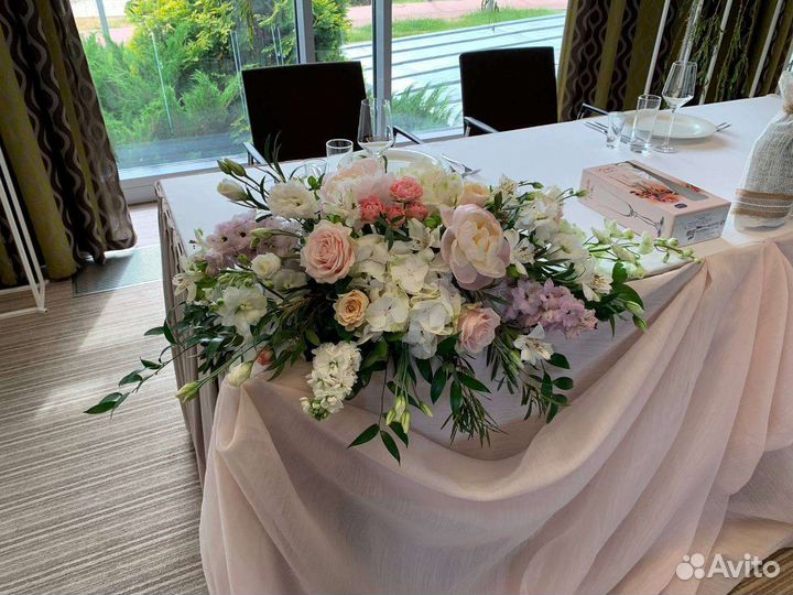 Цветы на свадебный стол