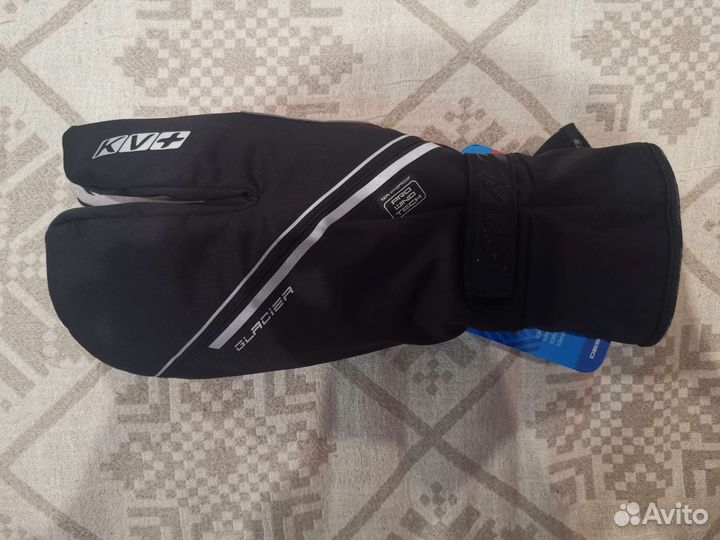 Продаются варежки KV+