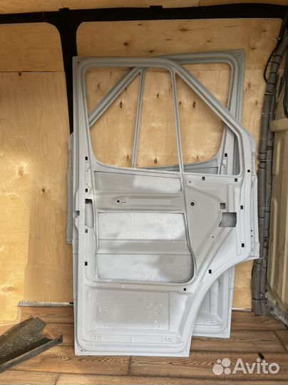 Двери Мерседес Спринтер