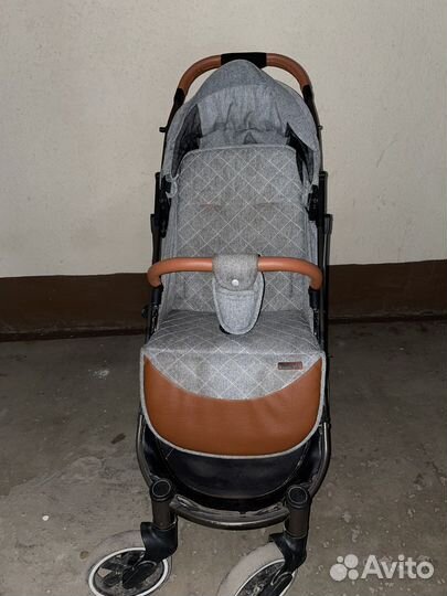Прогулочная коляска babalo