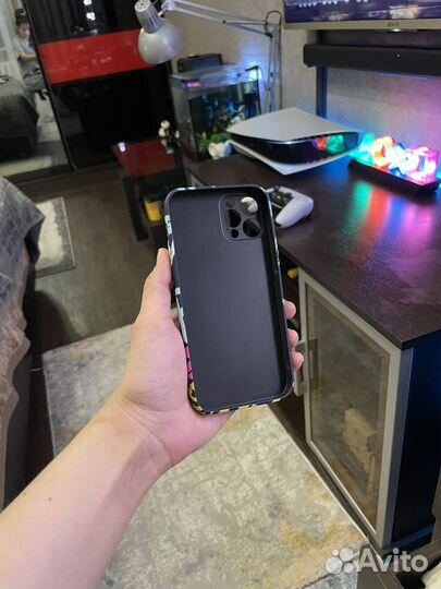Чехол на iPhone 12 pro