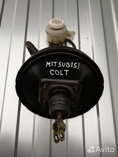 Митцубиси Кольт вакуум тормозов с цилиндром