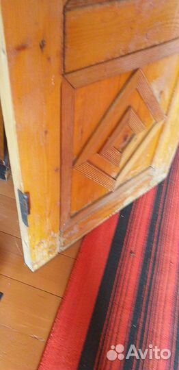 Дверь входная деревянная