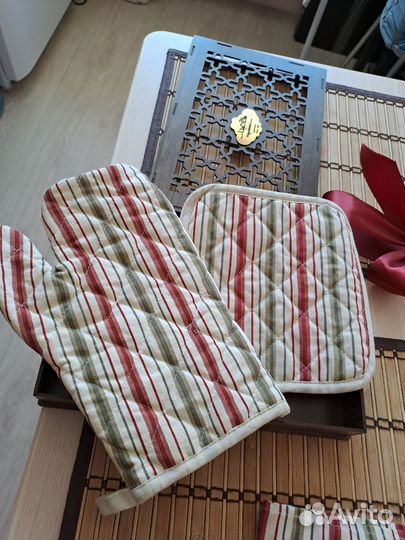 Набор для кухни (прихватки, фартук)