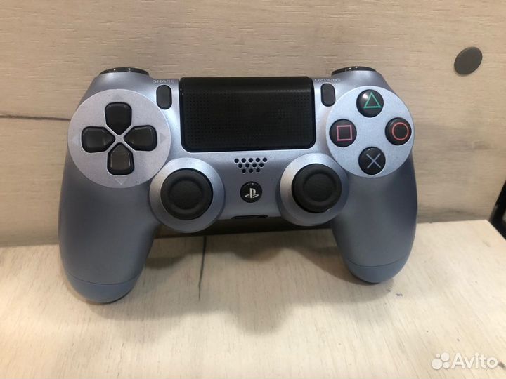 Оригинальный Dualshock 4