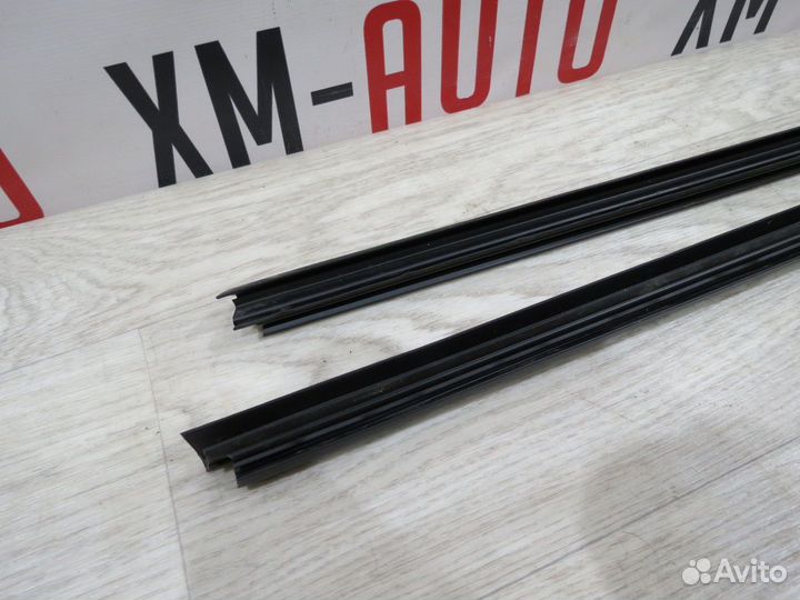 Уплотнитель двери LADA Vesta Веста