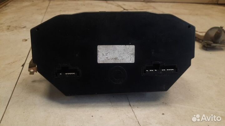 Панель приборов Geely MK