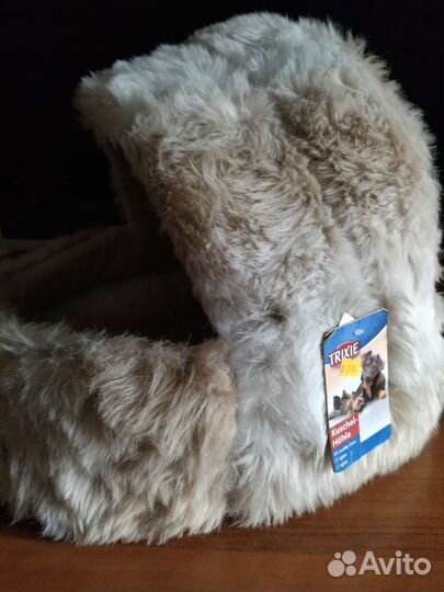 Лежанка новая для кошек и собак