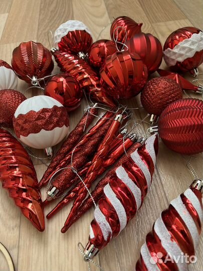 Игрушки на новогоднюю ёлку