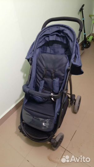Прогулочная коляска