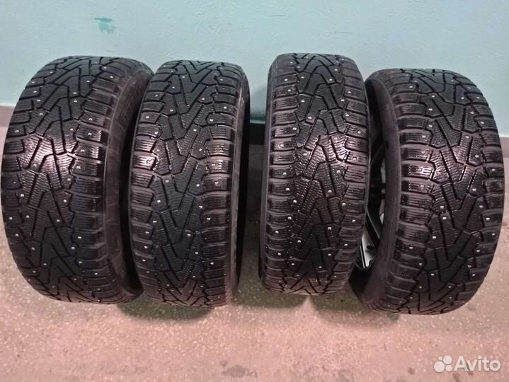 Pirelli Ice Zero 205/60 R16 96T