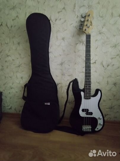 Бас гитара