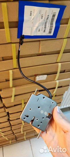 Электронные замки для постаматов