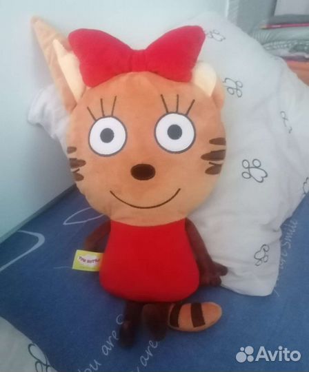 Большая мягкая подушка игрушка три кота