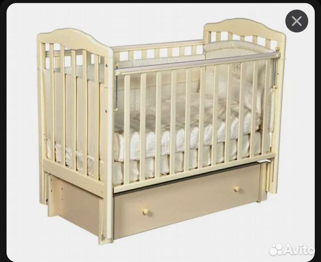 Кровать с продольным маятником