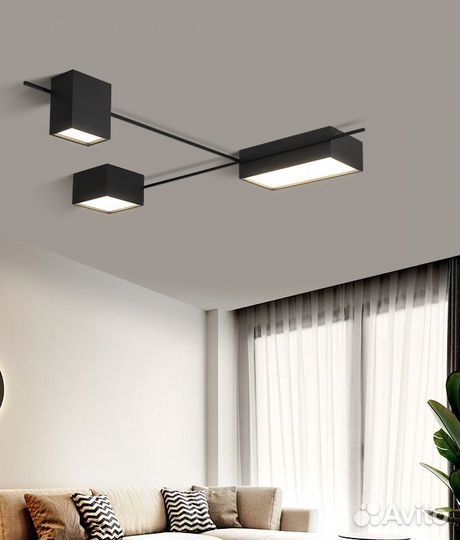 Светильник потолочный с пультом управления