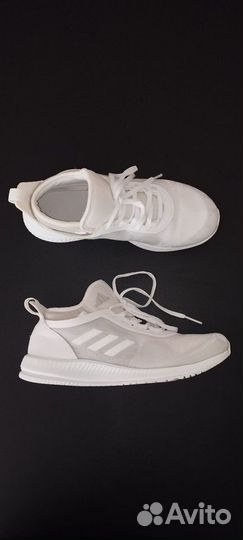 Кроссовки adidas