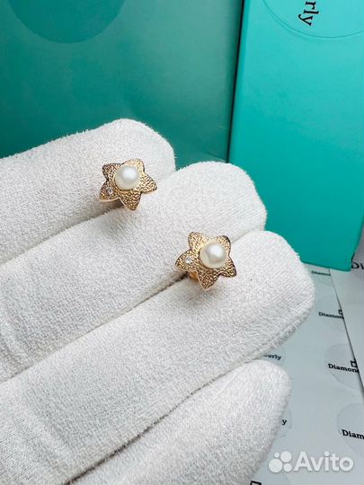 Золотые серьги с жемчугом