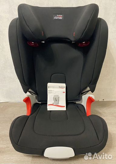 Автомобильное кресло britax romer kidfix xp-br