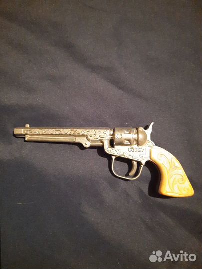 Игрушка СССР пистолет
