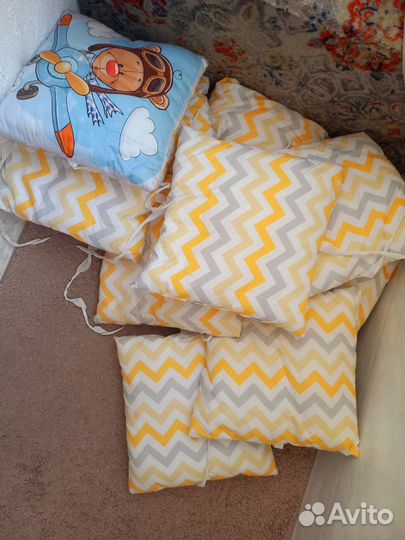 Бортики подушки в детскую кроватку