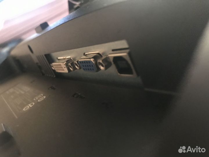 Монитор Dell p2012ht