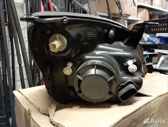 Фара левая Chery Tiggo (T11)