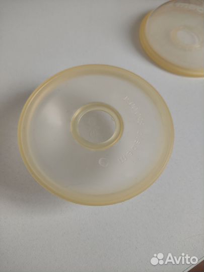 Накладки на грудь medela