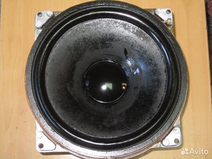Динамики низкочастотные