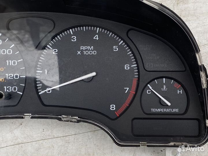 Щиток приборов Saturn vue1 2.2 CVT