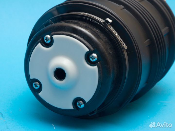 Пневмобаллон задний Mercedes W211 без ADS