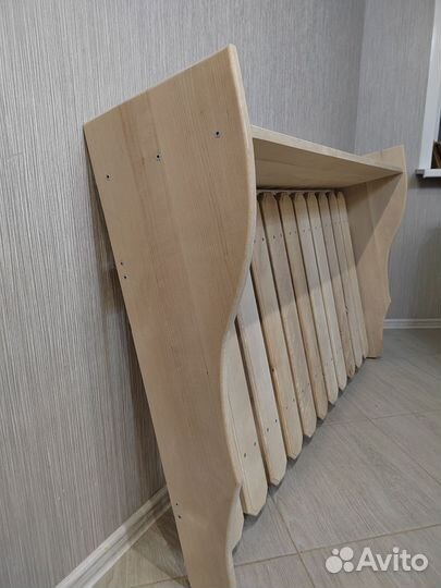 Вешалка, настенная,деревянная с полкой