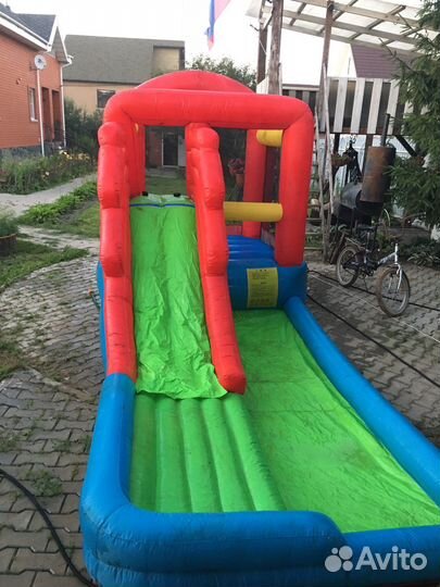 Батут-надувная водная горка