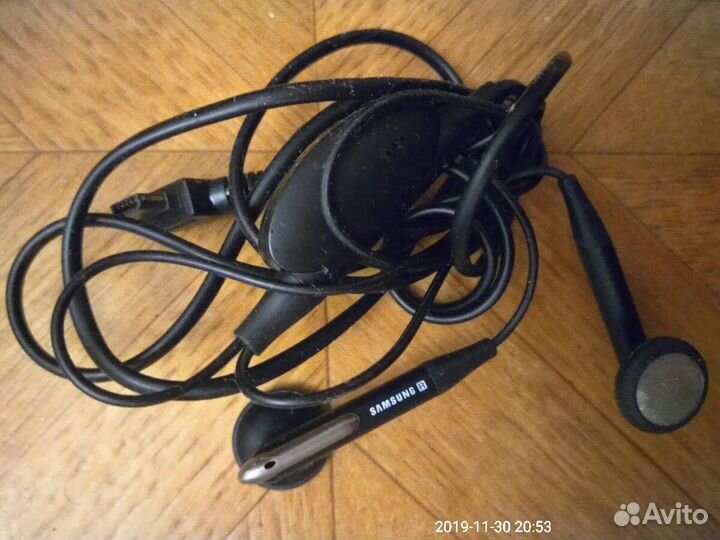 Наушники на разные тел