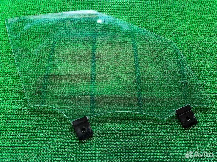 Стекло двери прав. перед. Land Rover Range Rover S