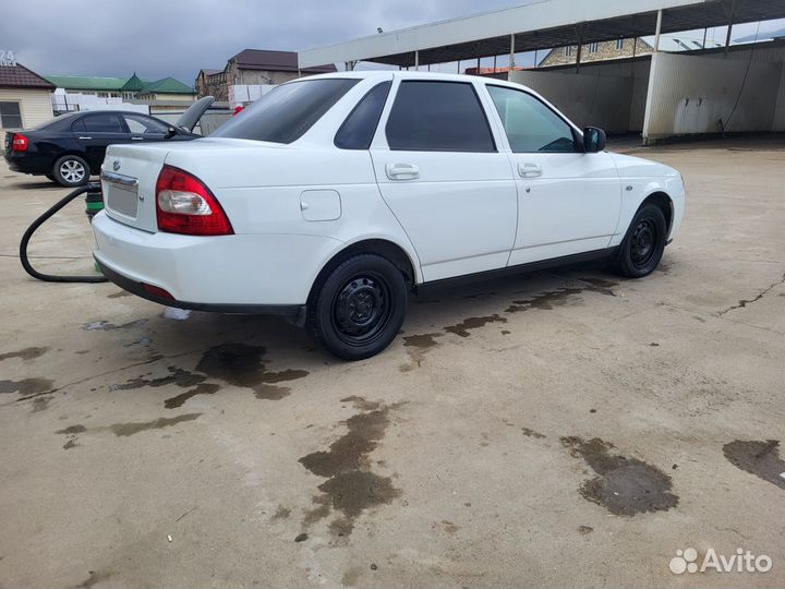 LADA Priora 1.6 МТ, 2012, 200 000 км